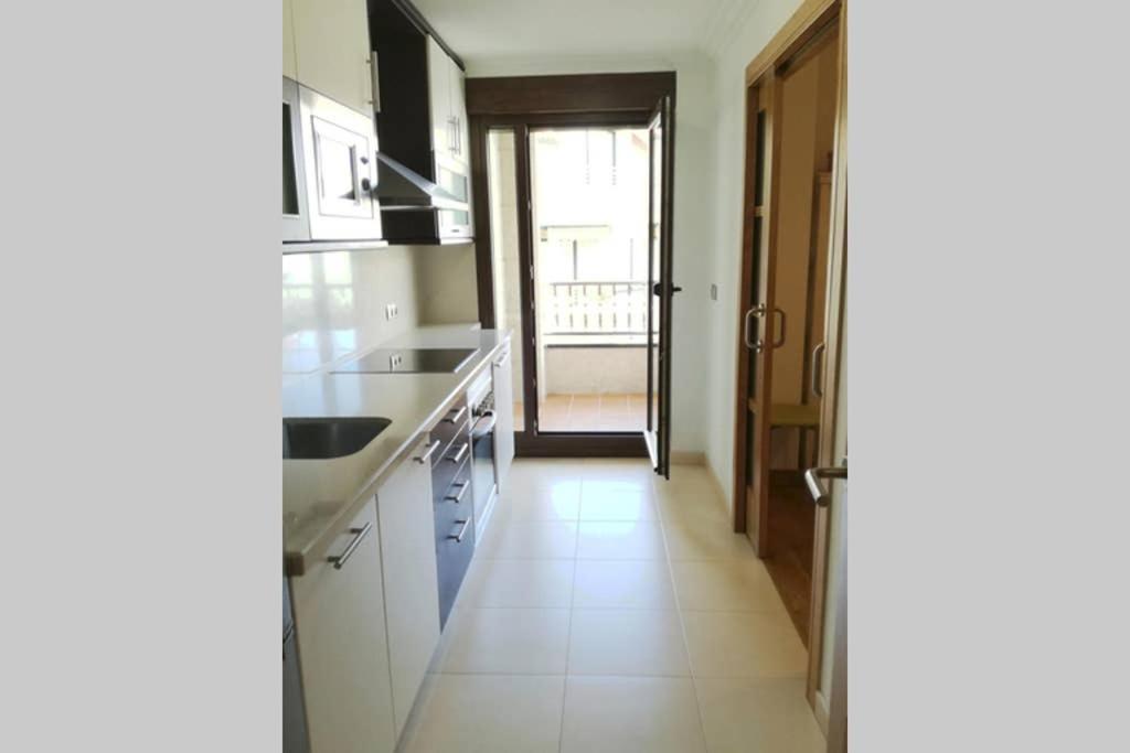 Apartamento Sanxenxo, 30 metros playa, céntrico. Extérieur photo