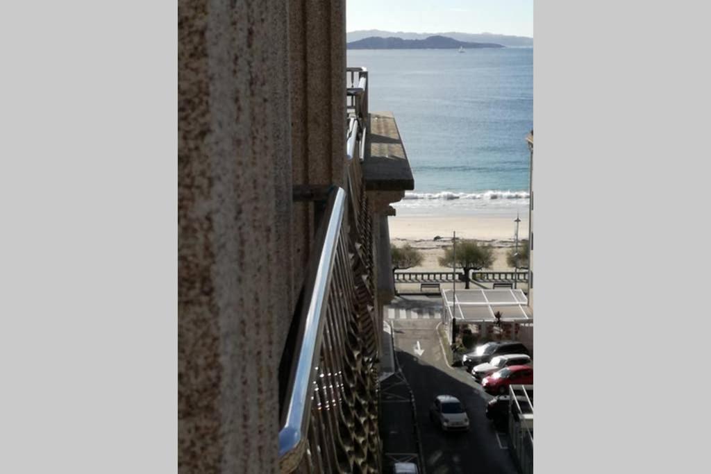 Apartamento Sanxenxo, 30 metros playa, céntrico. Extérieur photo